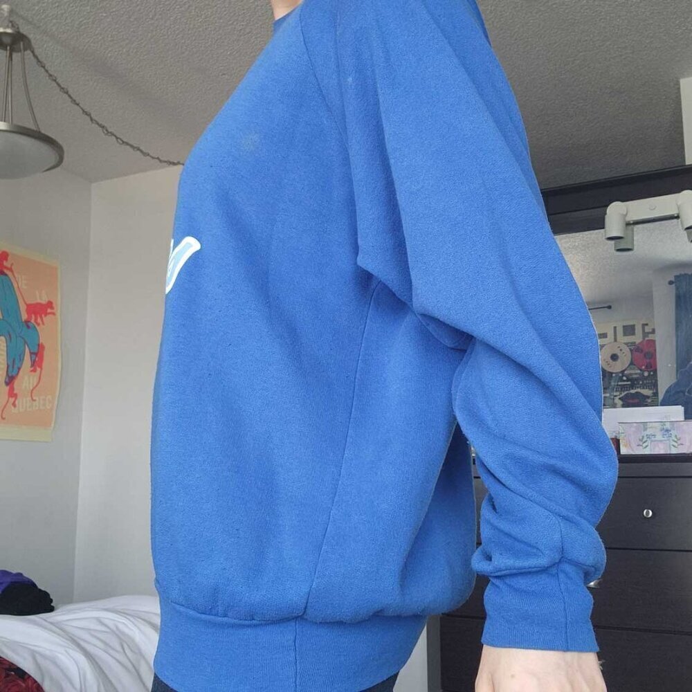 Vintage 60s Blue and White Cougars high school sports team crewneck sweater - Picture 4 of 12